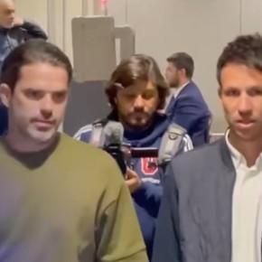 Gago habló en su llegada a Chile antes de firmar con su nuevo club: "Muy contento de estar acá"