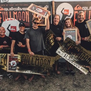 Un torneo de surf único bajo el influjo de la primera luna llena del año

