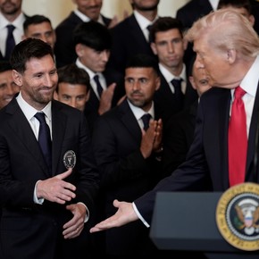 Las perlitas de la visita de Messi en la Casa Blanca: Pelé, Ronaldo, el guiño a De Paul y los regalos