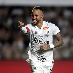 Ancelotti le abre una puerta de la selección de Brasil a Neymar