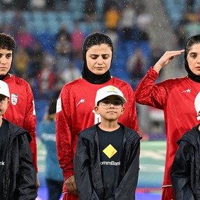 Australia le concedió asilo político a siete futbolistas de Irán que no cantaron el himno