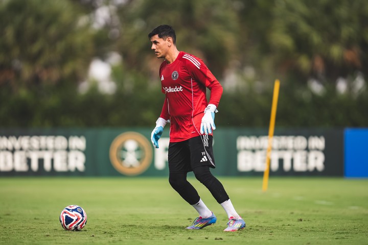 Óscar Ustari en la práctica de Inter Miami. Foto: Prensa Inter Miami