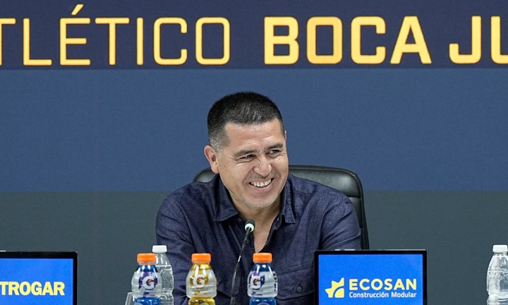 Riquelme ya habría ofrecido 4.500.000 de dólares por el pase de Lescano a Argentinos. Por ahora, sin respuesta.