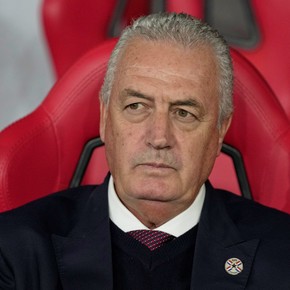 Las cuentas de Gustavo Alfaro pensando en el Mundial: "Todos los rivales serían superiores a Paraguay"