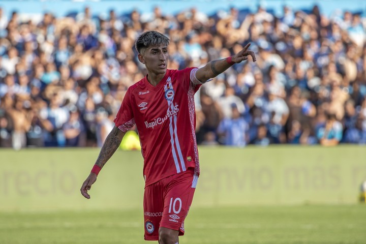 El Pupi, de 24 años, es capitán y figura de este Bicho que se quedó prematuramente afuera de la Libertadores 26 (Jorge Funes / Prensa Argentinos).