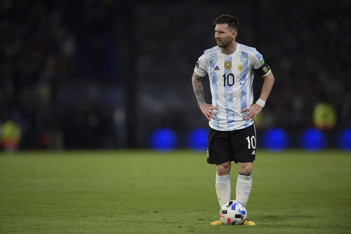 Lionel Messi en la Bombonera. (AFP)