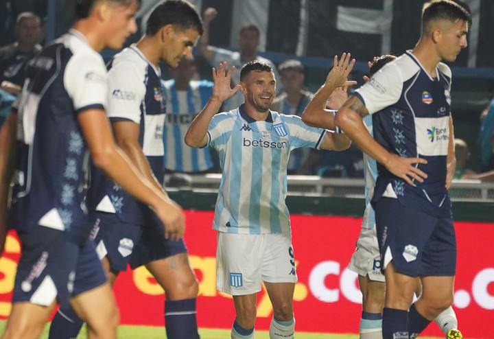 Costas tendrá que ver cómo cuida las piernas.