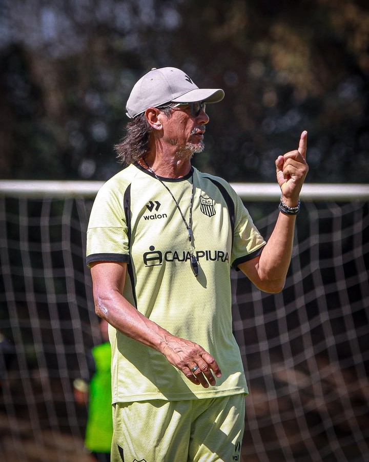 Ángel Comizzo en Atlético Grau. (Prensa Atlético Grau)