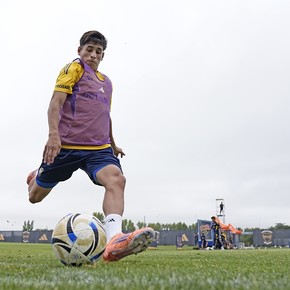 Claudio Vivas: "Aranda tiene todo para poder triunfar en Boca"