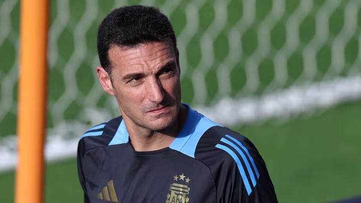 Lionel Scaloni define la lista.