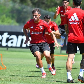 El 11 de River que piensa Coudet para viajar a Córdoba