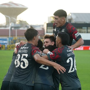 Huracán sufrió pero le ganó a  Olimpo y avanzó en Copa Argentina
