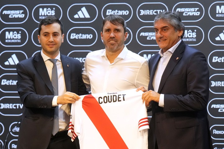 Eduardo Coudet fue presentado en River. (AP)