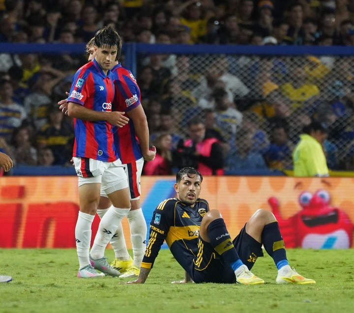 Paredes y una imagen de su decepción. (Marcelo Carroll)
