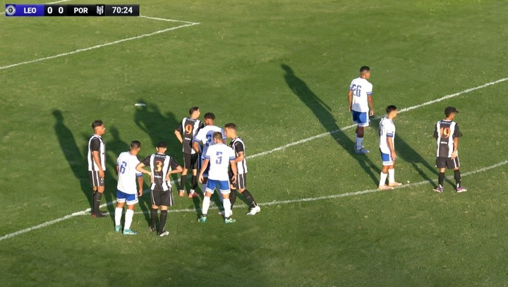  Leones FC ante El Porvenir.