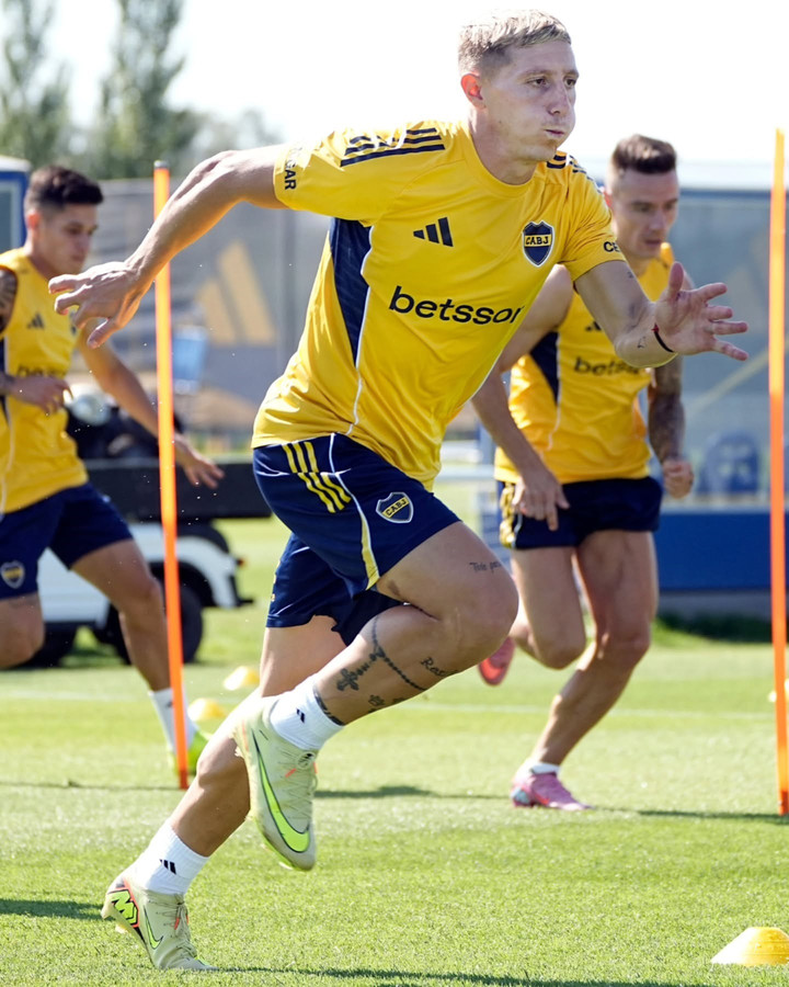 En 2025, Barinaga se quedó con el puesto pero tras un inicio de 2026 irregular, fue reemplazado. (Foto: Prensa Boca)