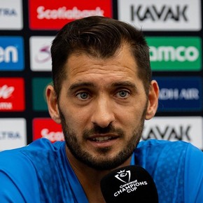 Nico Sánchez, DT del Monterrey, advirtió al Cruz Azul de Larcamón: "El que pega primero, pega dos veces..."