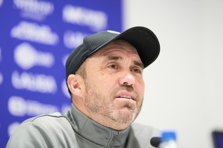 Coudet se despidió del Alavés este martes en las redes antes de volar hacia Argentina (EFE/Adrián Ruiz Hierro).