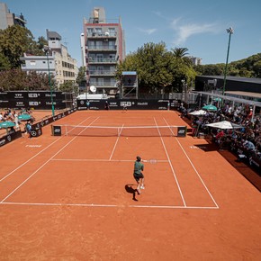 Volvió a ganar un challenger, subió 40 puestos y le dio una nueva copa al tenis argentino