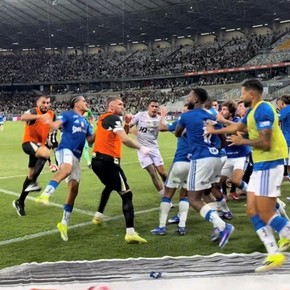 Batalla campal en Cruzeiro - Atlético Mineiro: hubo 23 expulsados y marcó un nuevo y triste récord en Brasil