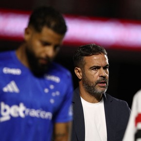 La particular mirada del DT portugués de Cruzeiro sobre el duelo con Boca