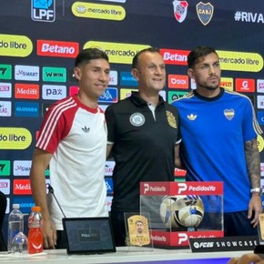 La conferencia de Montiel  y Paredes: el campo de juego y el árbitro, en el centro de la escena