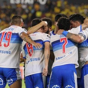 Atento Boca: Católica le ganó a Barcelona y quedó líder