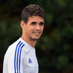 Tiene 34 años, jugó un Mundial para Brasil, ganó dos Premier con el Chelsea y debe retirarse del fútbol por un mal súbito