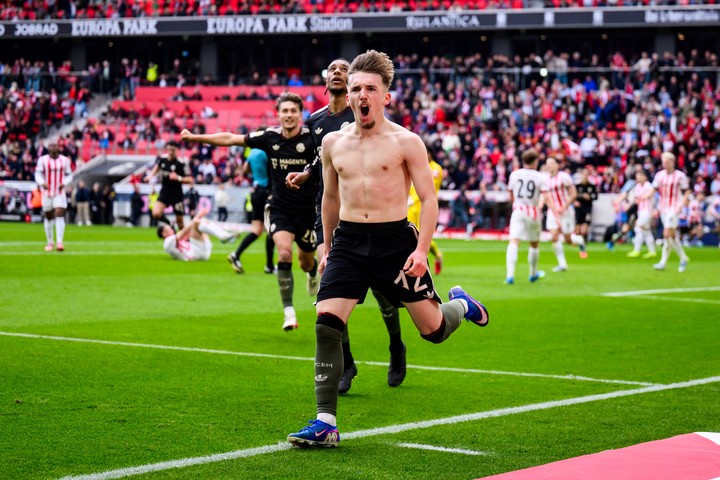 Lennart Karl festejando su gol (AP Photo).