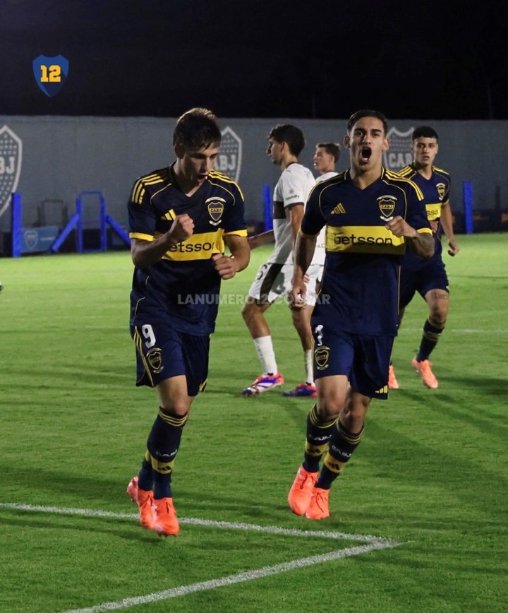 Zufiaurre en la de Reserva de Boca (@lanumero12comar).