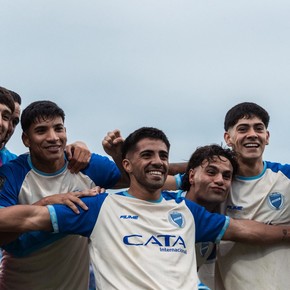 Godoy Cruz ganó, sigue invicto y se metió en la pelea