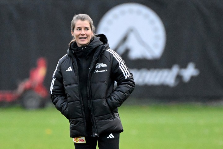 Eta, la nueva entrenadora de Unión Berlín (AP Photo).