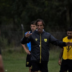 Navarro Montoya: acusado de una deuda millonaria con versiones cruzadas