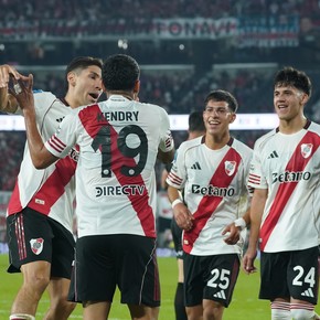 River se recuperó de la derrota en el Súper: le ganó 3-1 a Aldosivi en un partido con altibajos