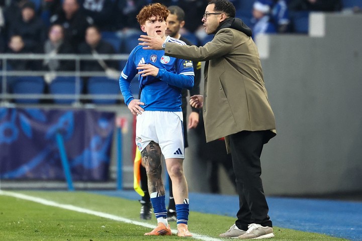 Barco se reencuentra con el DT que loe reinventó (Photo by Frederick FLORIN / AFP).