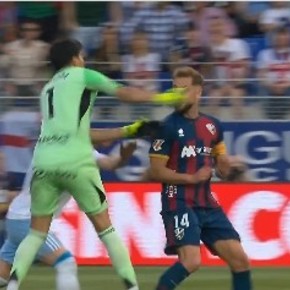 La tremenda piña de Esteban Andrada en la B de España