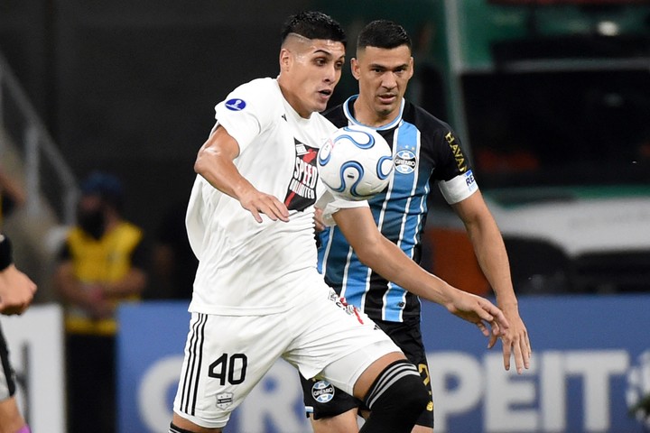 Riestra no levanta cabeza (EFE).