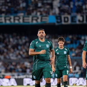 Con Wanchope, Ostchega y un juvenil de River, ¿quiénes son los 10 colgados por Estudiantes de Río Cuarto?