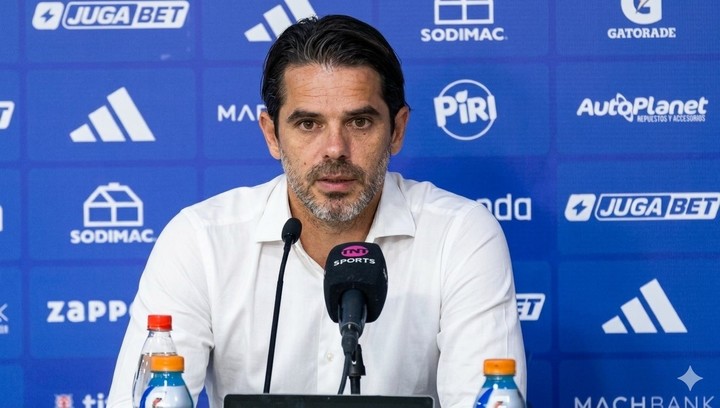 Fernando Gago en conferencia de prensa tras la derrota de la U de Chile.