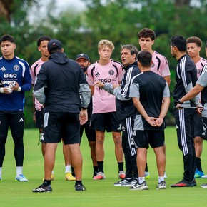 Tras la salida de Mascherano y con Messi titular, la formación que prepara Hoyos para su debut en el Inter de Miami 