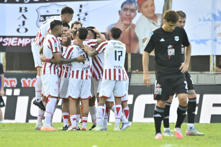 Deportivo Riestra vs Instituto de Córdoba.
(Foto: FOTOBAIRES)