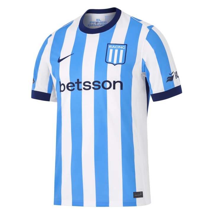 Así es la nueva camiseta de Racing con Nike.