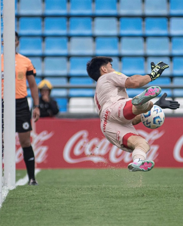 Nahuel Manganelli atajó el último penal.