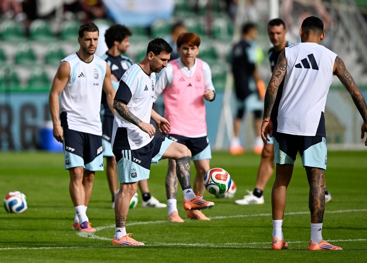 Lo Celso con la Selección en noviembre, REUTERS/Pablo Morano