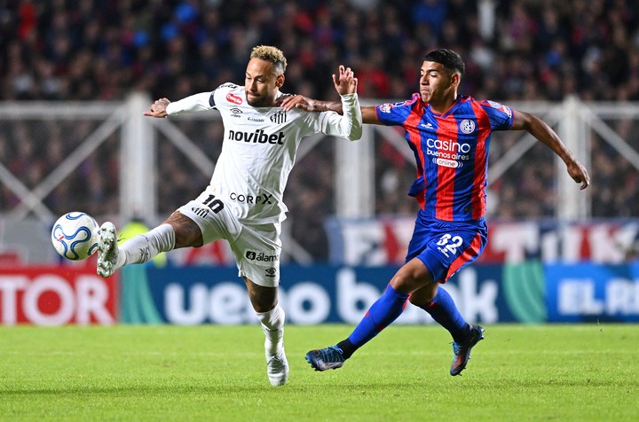 La noche de Ney en Buenos Aires. 
Foto: REUTERS/Rodrigo Valle