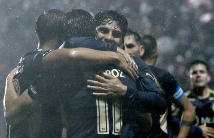 Argentinos venció a Banfield en La Paternal (Fotobaires).