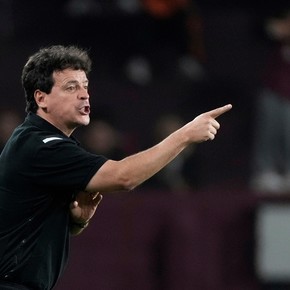 Fernando Diniz debuta en Corinthians contra Platense