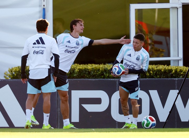 Prestianni en el predio de Ezeiza. (REUTERS)