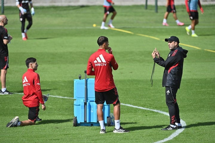 Entrenamiento en el Camp. Foto: prensa River
