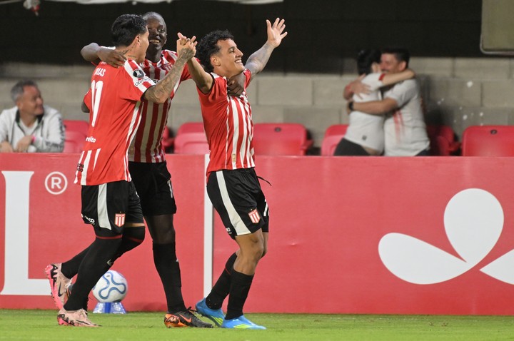 Estudiantes, líder de la Zona A.
Foto: Fotobaires.
